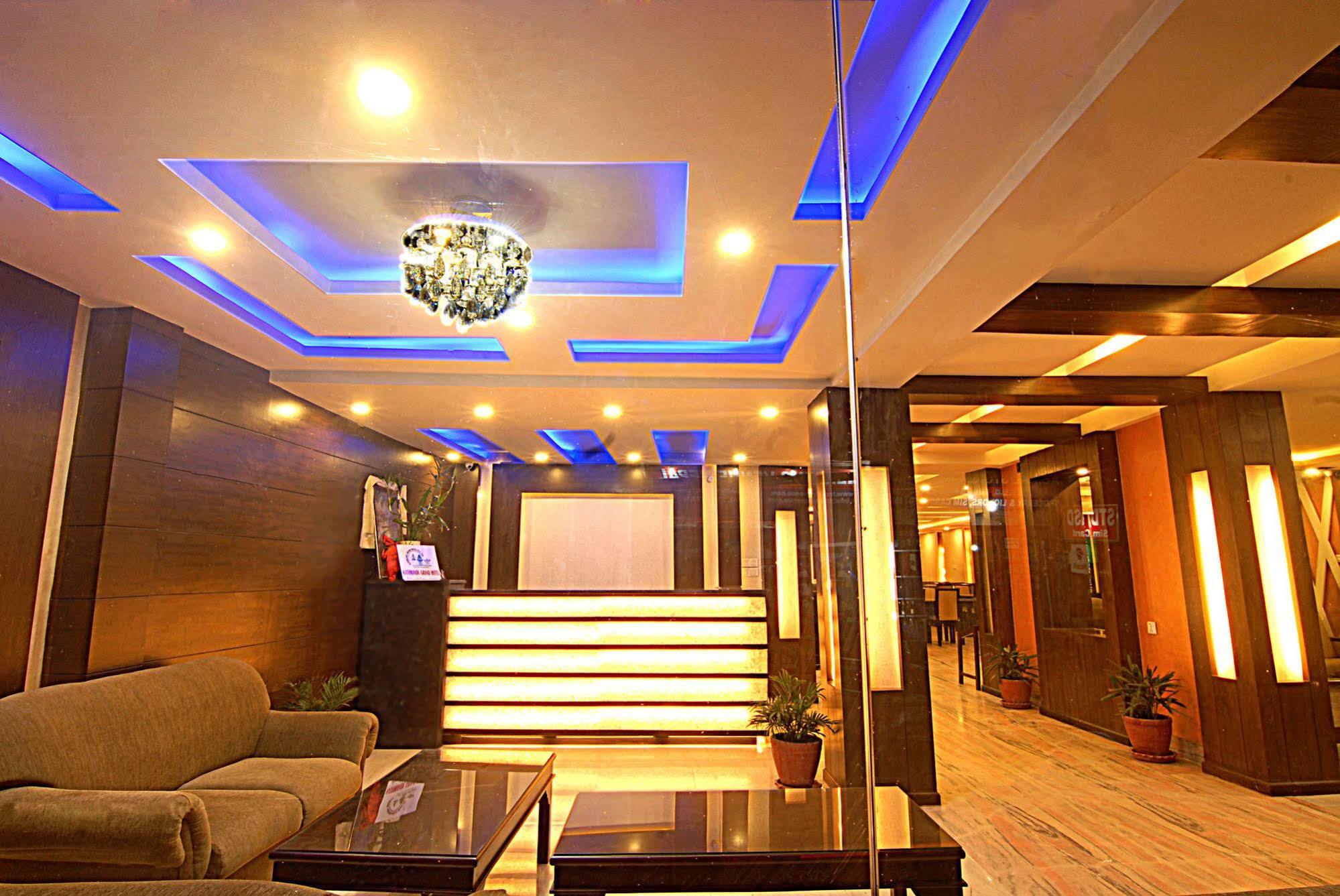 Kathmandu Grand Hotel Buitenkant foto