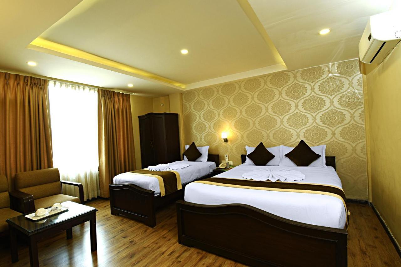 Kathmandu Grand Hotel Buitenkant foto